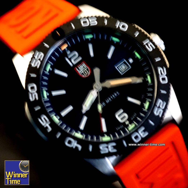นาฬิกา LUMINOX Pacific Diver Rubber Strap รุ่น XS.3123.RF (สายสีส้ม)