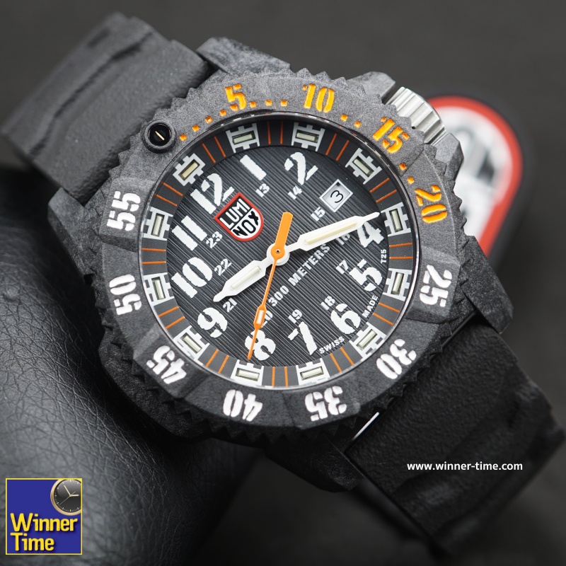 นาฬิกาLUMINOX MASTER CARBON SEAL 3800 SERIES รุ่น XS.3801.C.SET