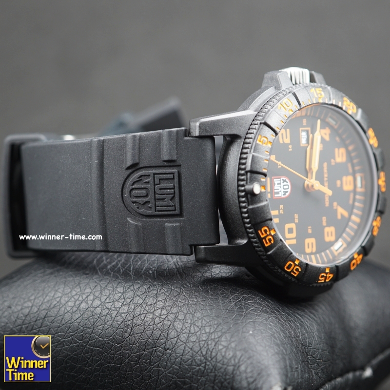 นาฬิกา Luminox Leatherback Sea Turtle Giant 0320 Series (Black/Orange) รุ่น XS.0329