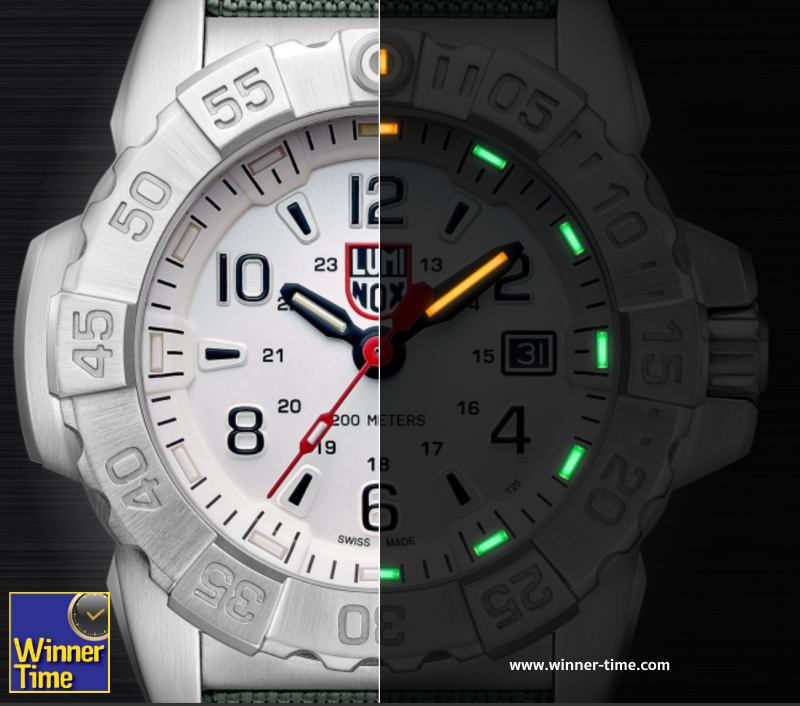 นาฬิกาLUMINOX NAVY SEAL STEEL 3250 SERIES รุ่น XS.3258