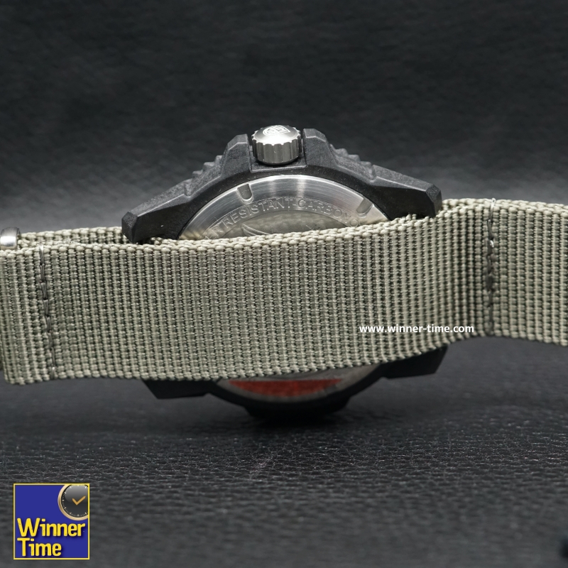 นาฬิกา LUMINOX MASTER CARBON SEAL 3800 SERIES XS.3802.GO.SET