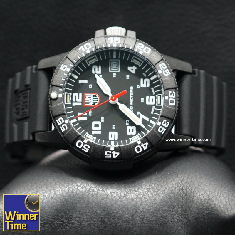 นาฬิกา Luminox Leatherback Sea Turtle 0300 Series (Black/White) รุ่น XS.0301