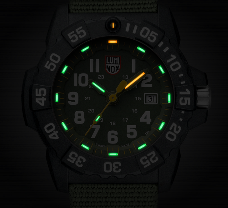 นาฬิกาผู้ชาย Luminox Navy Seal 3500 Series รุ่น XS.3517