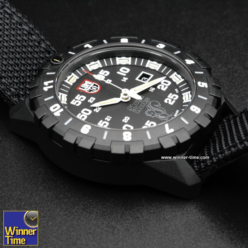 นาฬิกาข้อมือ LUMINOX F-117 NIGHTHAWK x Skunk Works 6440 Heritage รุ่น XA.6442.H.SET