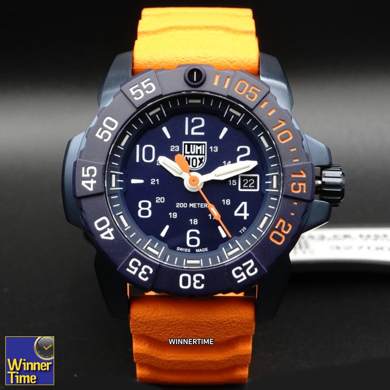 นาฬิกาข้อมือ LUMINOX 3253.CBNSF.SET Navy SEAL Foundation Back To The Blue Military Diver Watch 45 mm รุ่น XS.3253.CONSF.SE (สายส้ม)