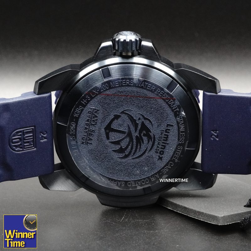 นาฬิกาข้อมือ LUMINOX 3253.CBNSF.SET Navy SEAL Foundation Back To The Blue Military Diver Watch 45 mm รุ่น XS.3253.CONSF.SET (สายน้ำเงิน)