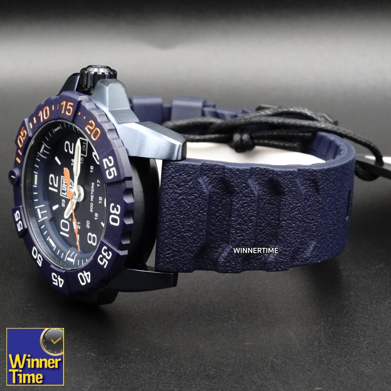 นาฬิกาข้อมือ LUMINOX 3253.CBNSF.SET Navy SEAL Foundation Back To The Blue Military Diver Watch 45 mm รุ่น XS.3253.CONSF.SET (สายน้ำเงิน)