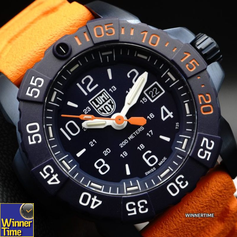 นาฬิกาข้อมือ LUMINOX 3253.CBNSF.SET Navy SEAL Foundation Back To The Blue Military Diver Watch 45 mm รุ่น XS.3253.CONSF.SE (สายส้ม)