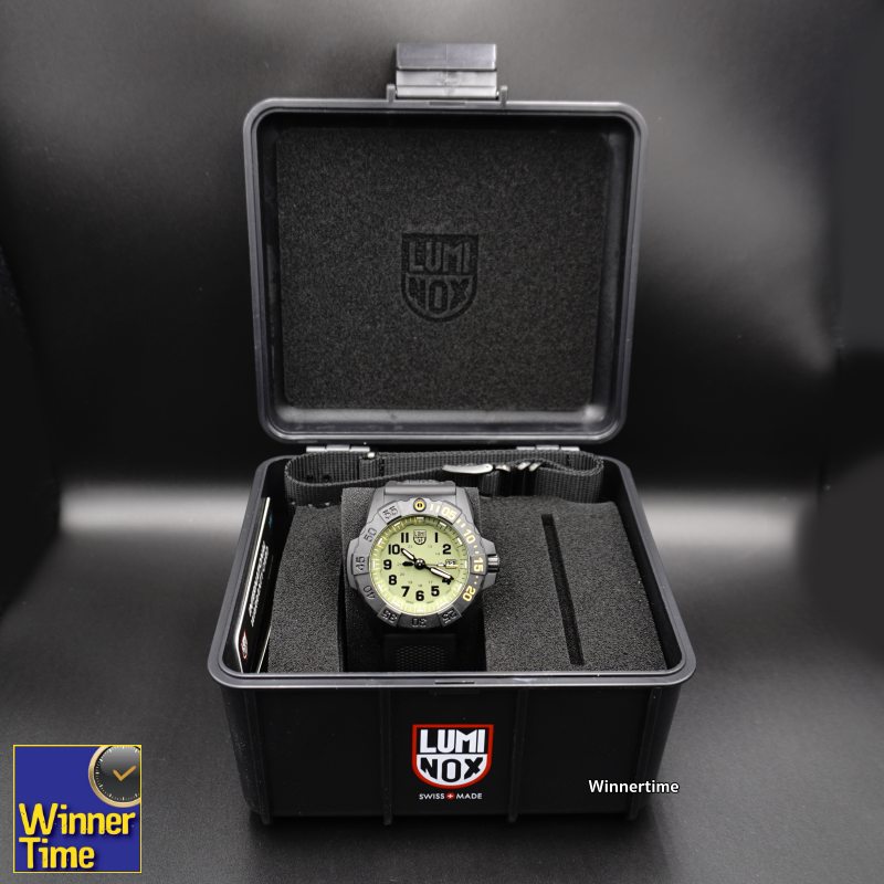 นาฬิกาข้อมือ LUMINOX Navy SEAL Foundation 3500 Military Watch รุ่น XS.3517.NSF.SET