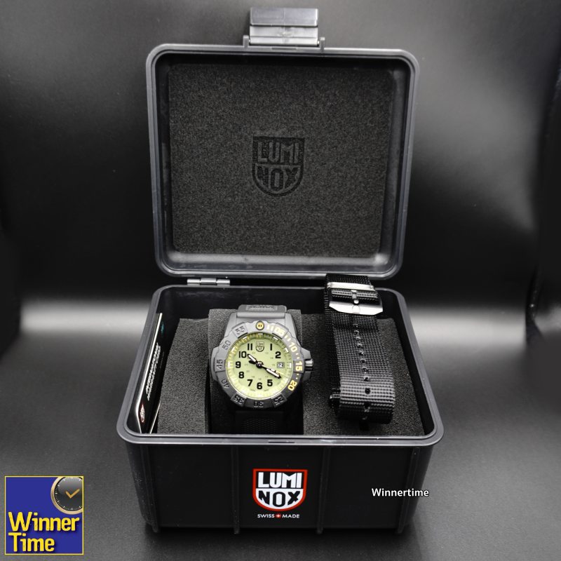 นาฬิกาข้อมือ LUMINOX Navy SEAL Foundation 3500 Military Watch รุ่น XS.3517.NSF.SET