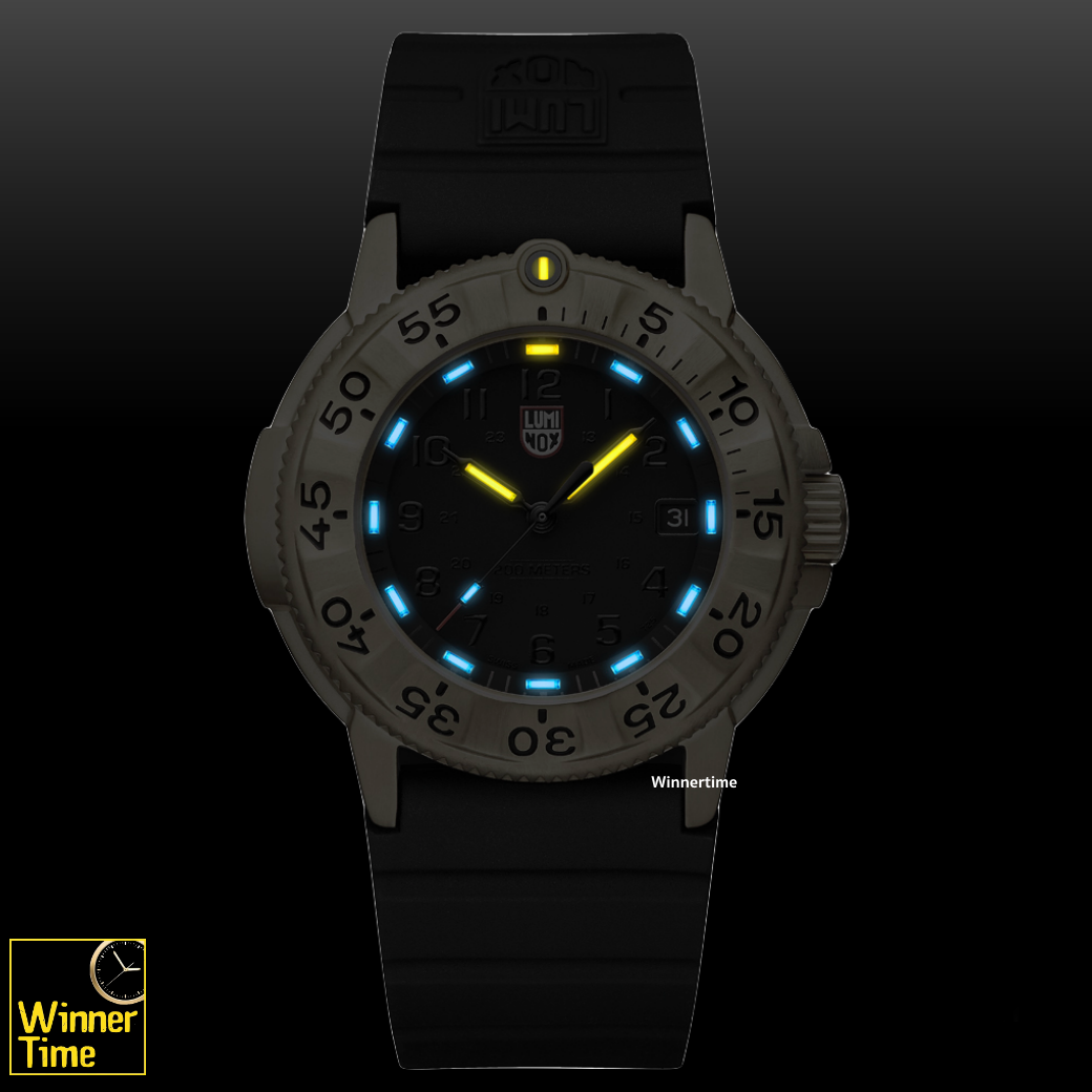 นาฬิกาข้อมือ LUMINOX Navy SEAL Foundation รุ่น XS.3221.NSF นาฬิกาข้อมือ LUMINOX Navy SEAL Foundation รุ่น XS.3221.NSF