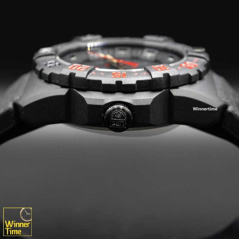 นาฬิกาข้อมือ LUMINOX NAVY SEAL 3550 SERIES รุ่น XS.3565